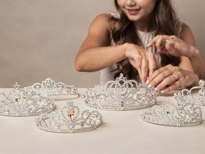 Tiaras & Crowns